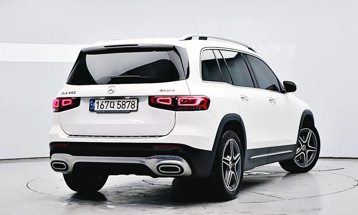 Mercedes-Benz GLB-Class — фото 5