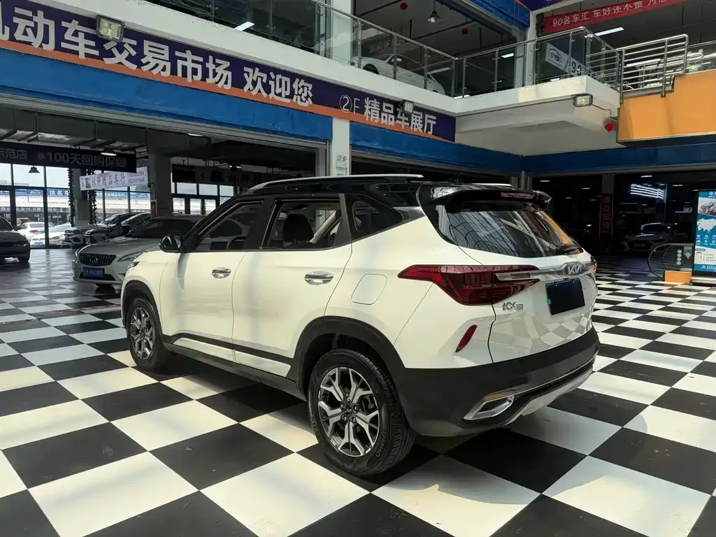 Kia KX3 — фото 3