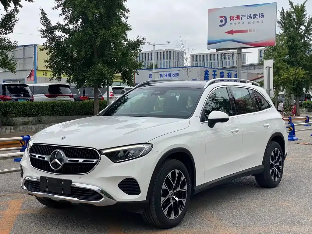Mercedes-Benz GLC — фото 1