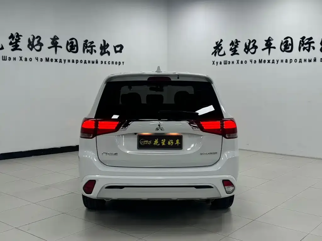 Mitsubishi Outlander 2022 из CN, фото 4