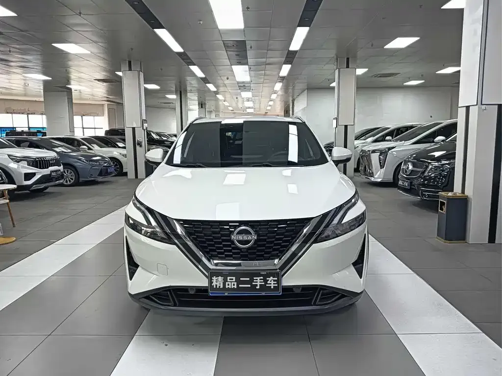 Nissan Qashqai — фото 4