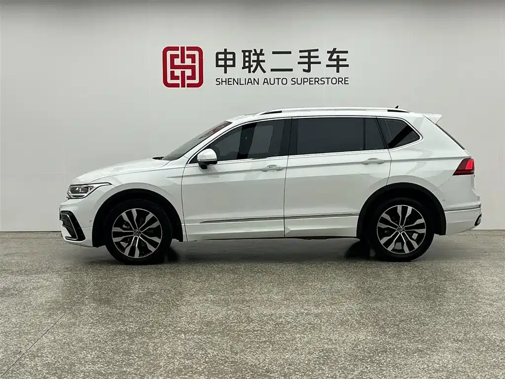 Volkswagen Tiguan L — фото 7