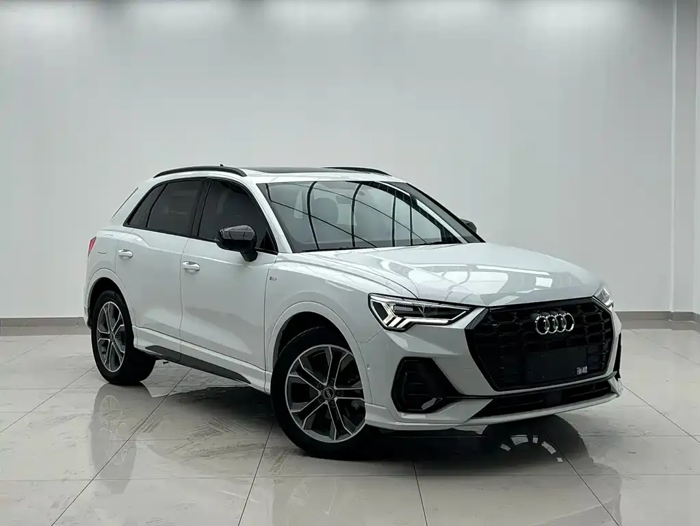 Audi Q3 — фото 5