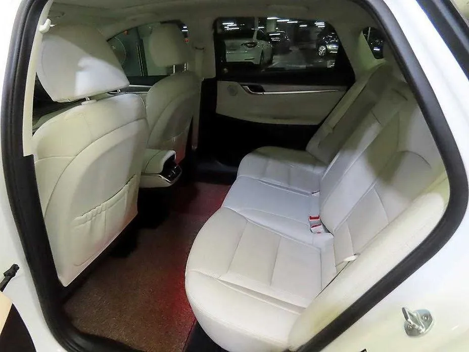 Hyundai Grandeur — фото 10