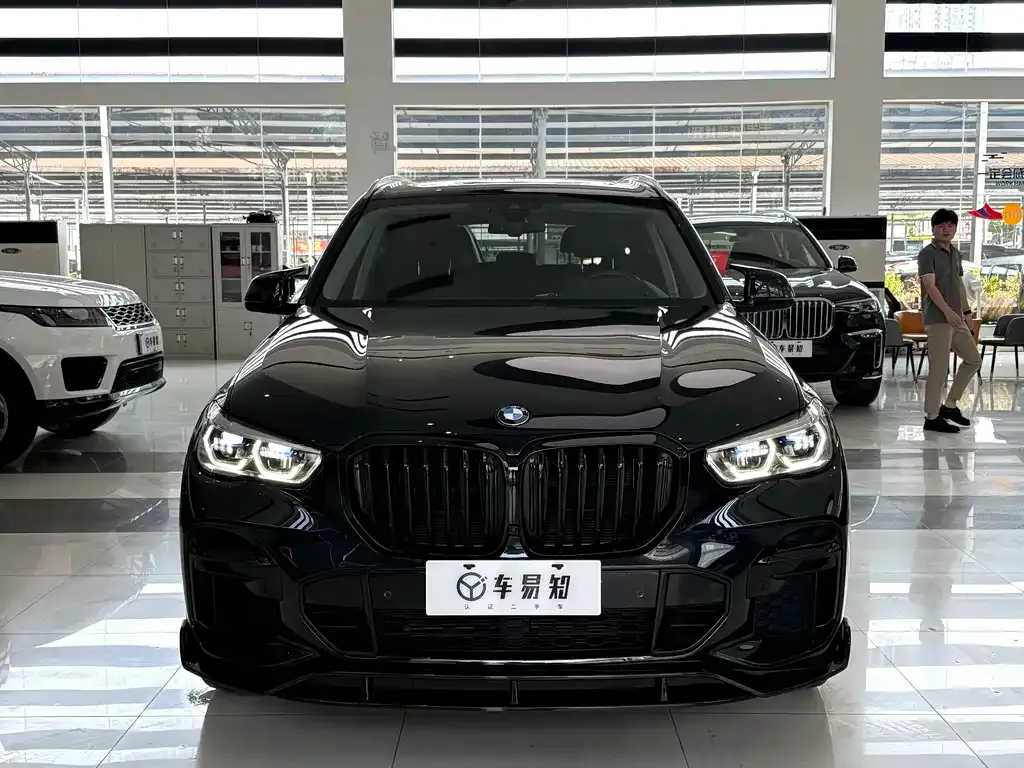 BMW X5 — фото 1