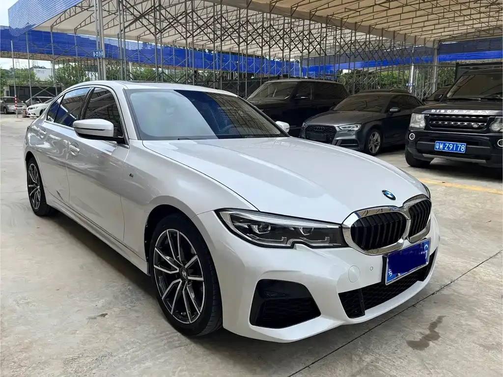 BMW 3 Series — фото 1