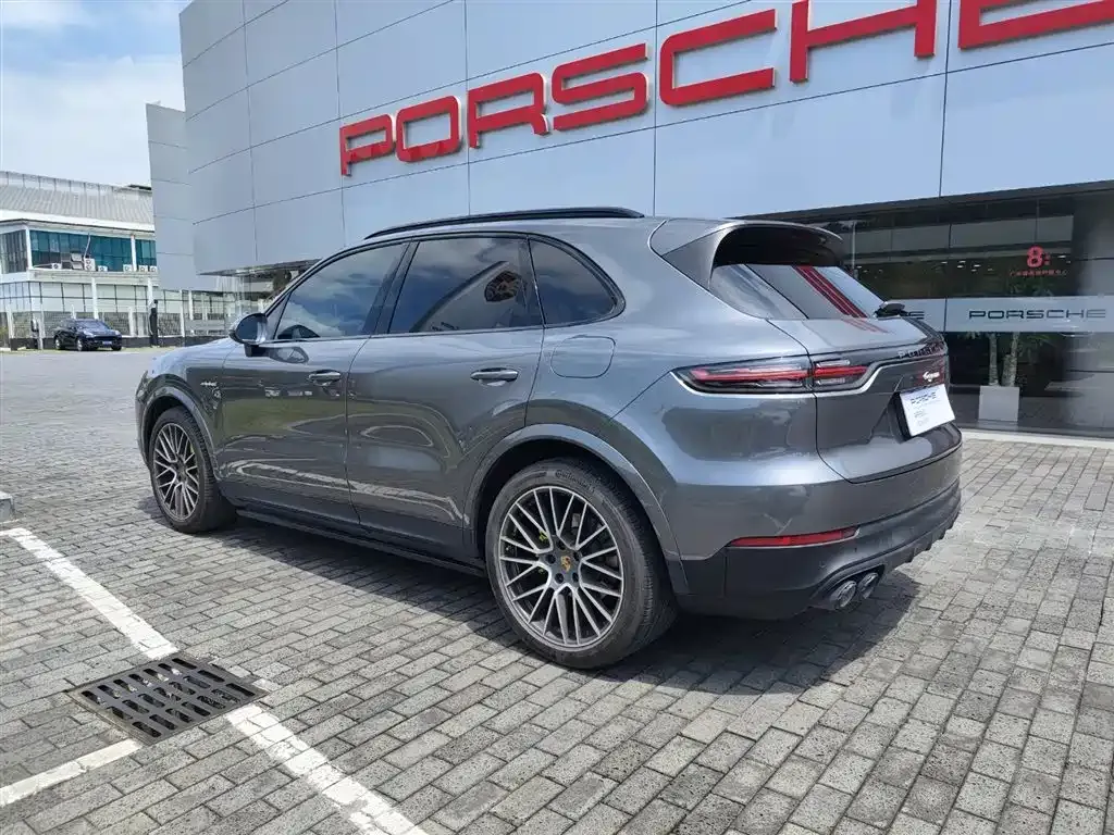 Porsche Cayenne Hybrid 2021 из CN, фото 5