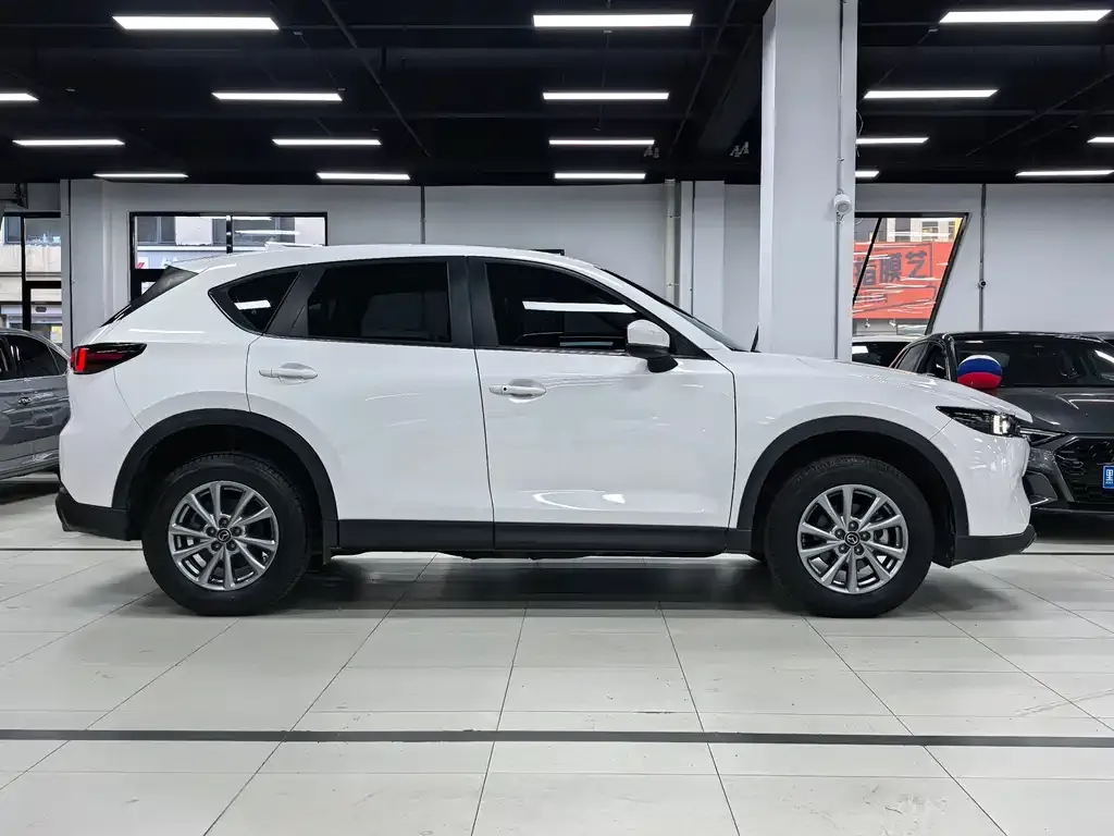 Mazda CX-5 — фото 8
