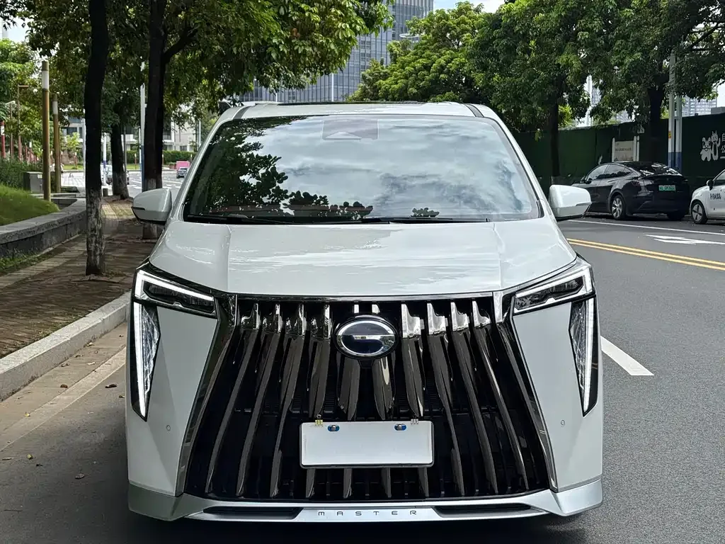 GAC Motor Trumpchi M8 — фото 10