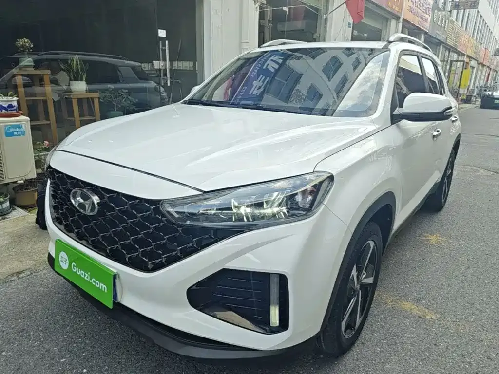 Hyundai ix35 — фото 1