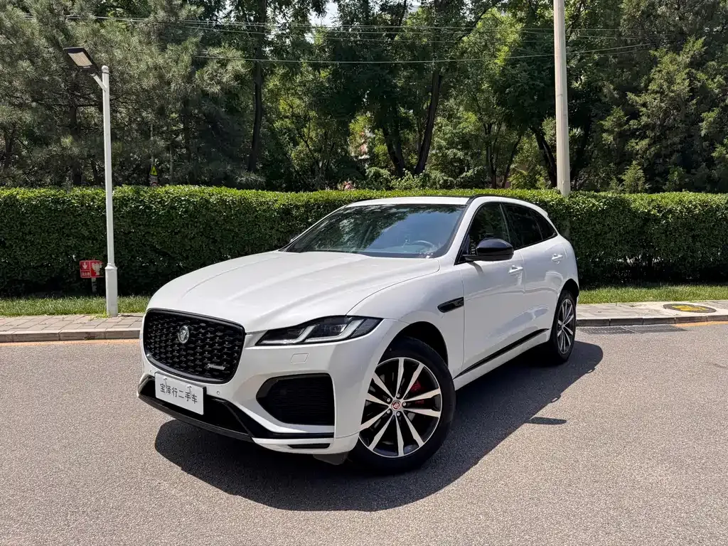 Jaguar F-PACE