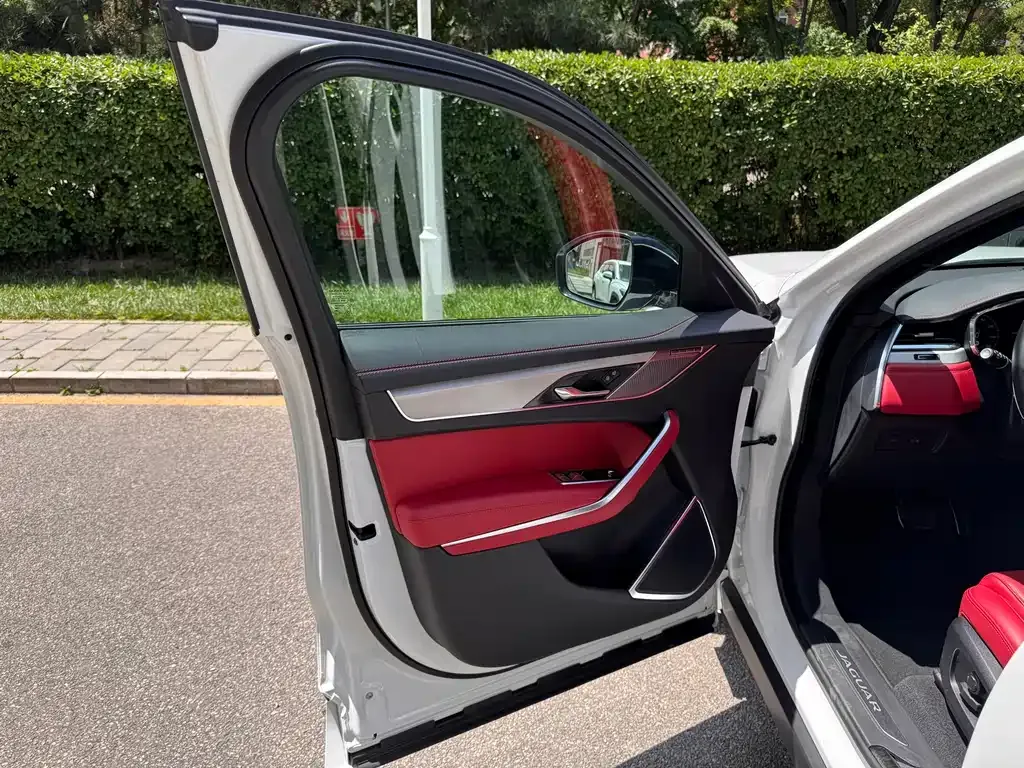 Jaguar F-PACE 2024 из CN, фото 8