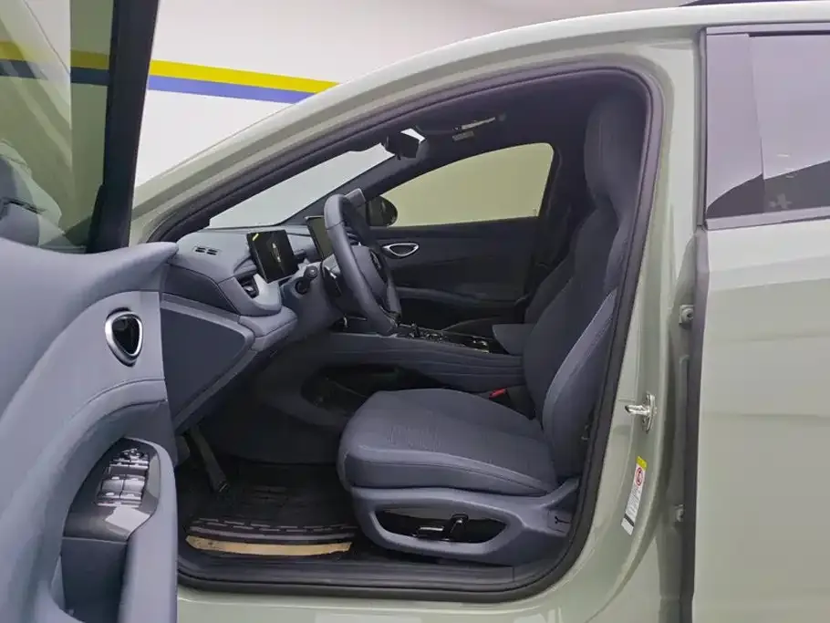 BYD Seal 06GT — фото 9
