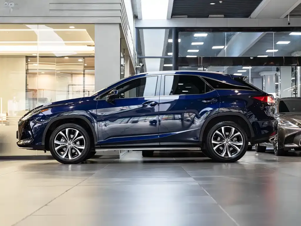 Lexus RX — фото 10