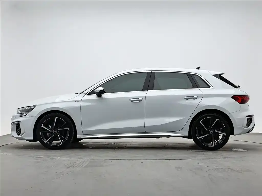 Audi A3 — фото 8