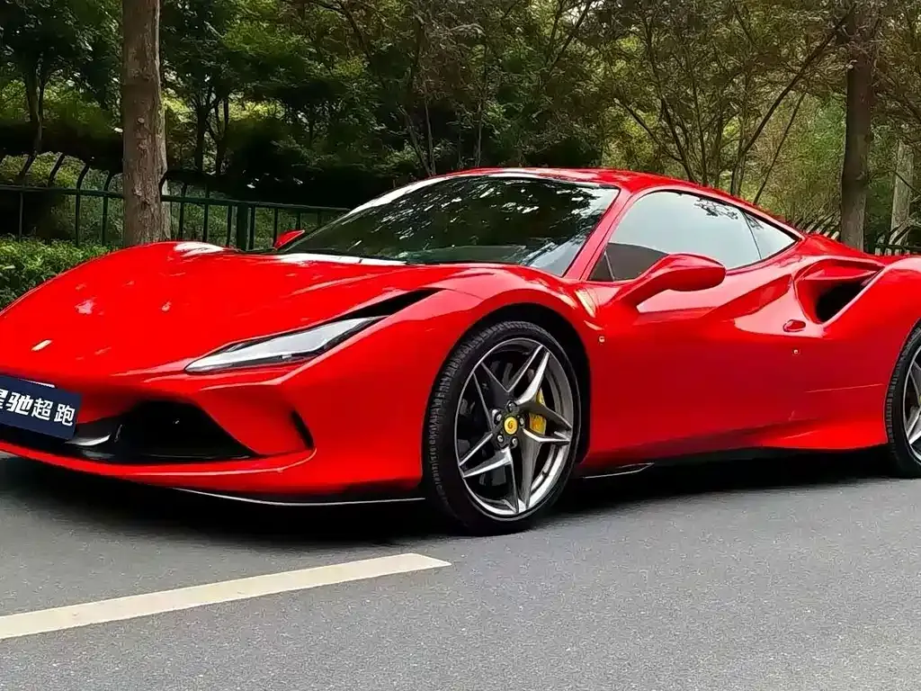 Ferrari F8 — фото 1