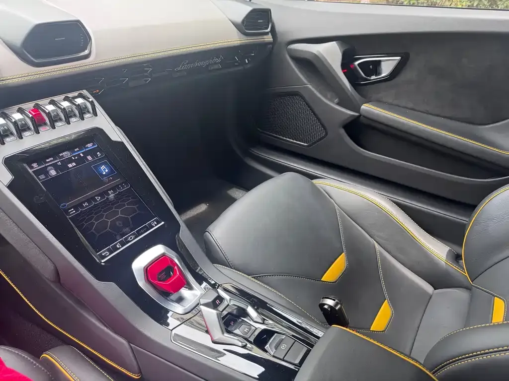 Lamborghini Huracan — фото 8
