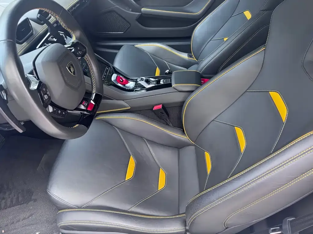 Lamborghini Huracan — фото 9