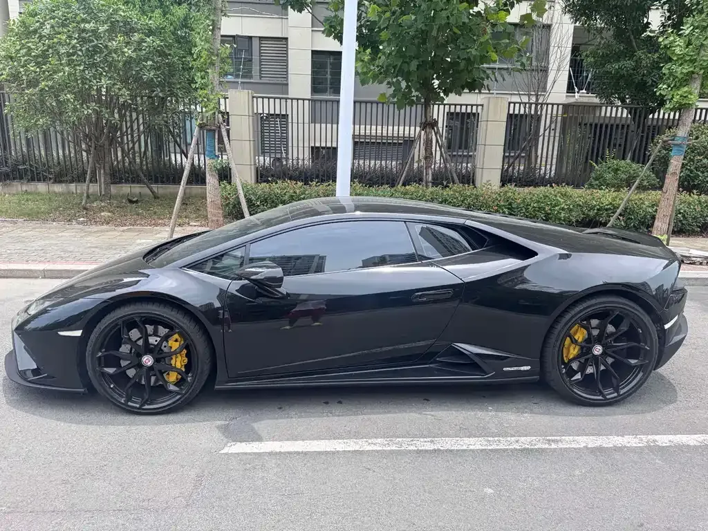Lamborghini Huracan — фото 10