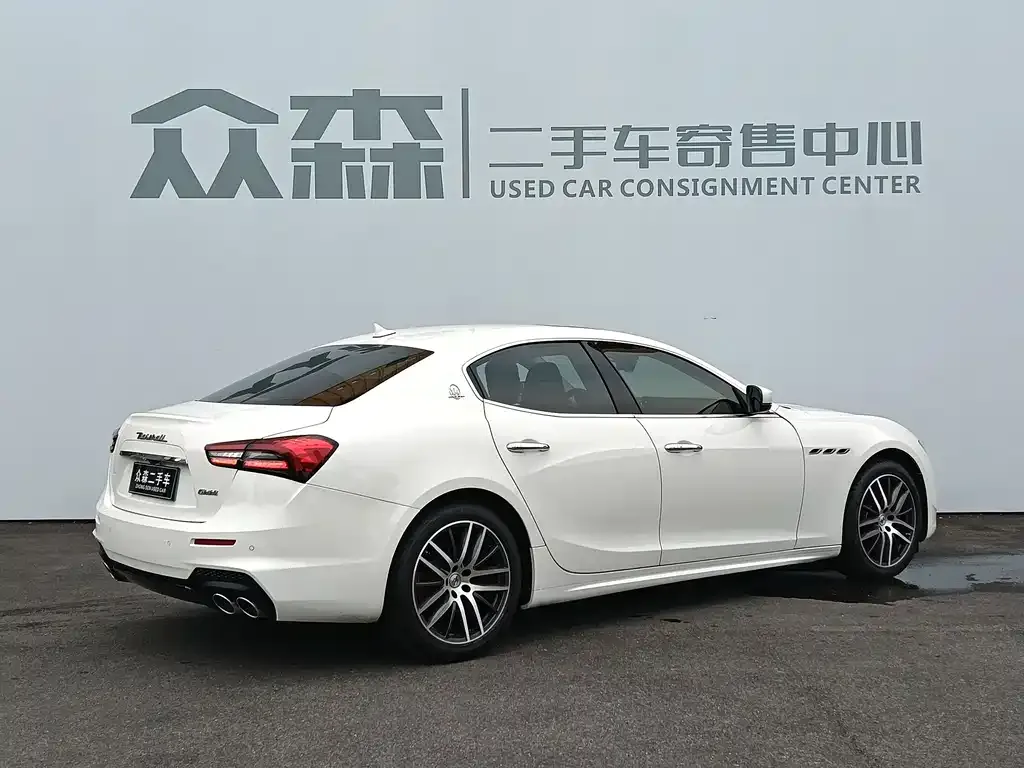 Maserati Ghibli — фото 8