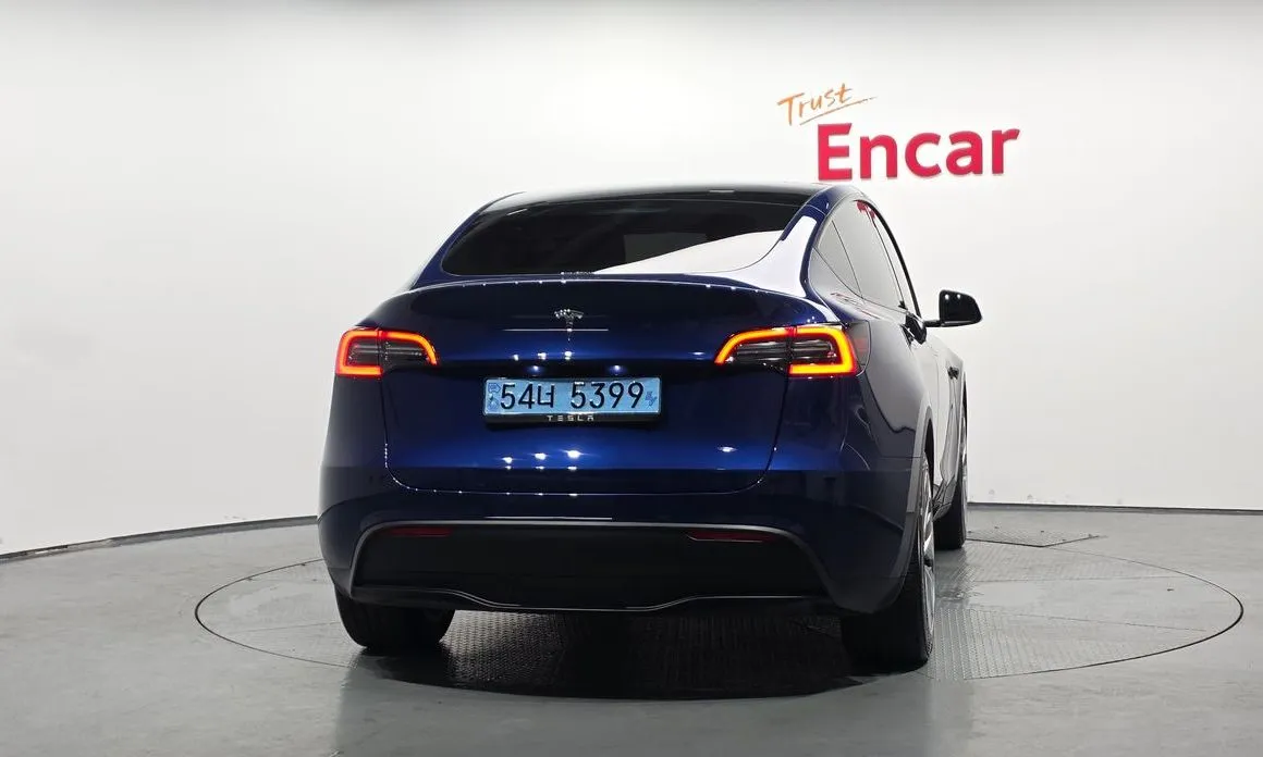 Tesla Model Y 2024 из KR, фото 3