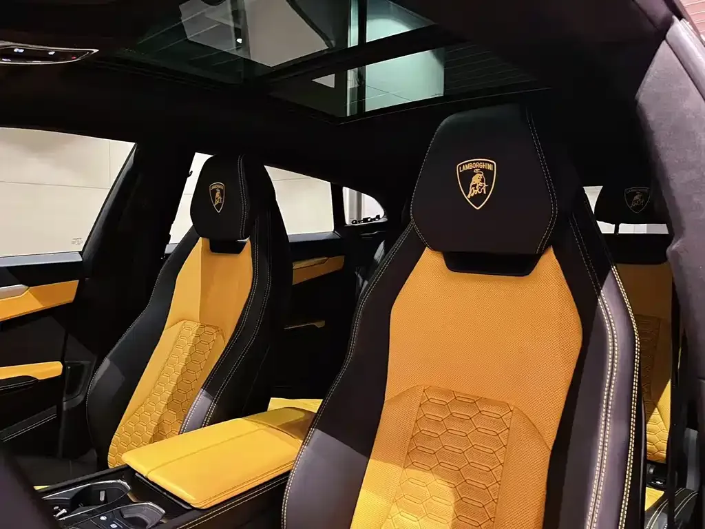 Lamborghini Urus — фото 6