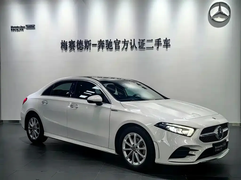 Mercedes-Benz A-Class — фото 10