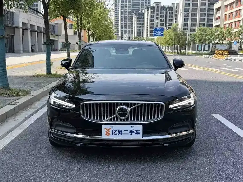 Volvo S90 — фото 10