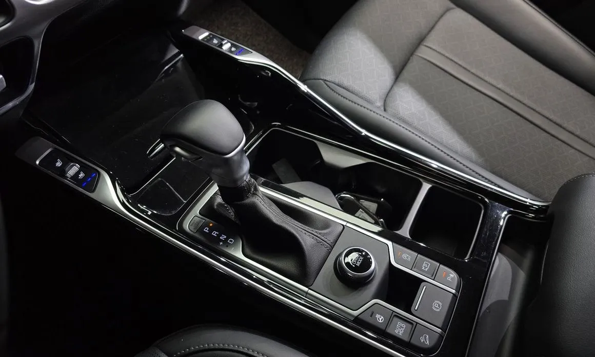 Kia Sorento — фото 6