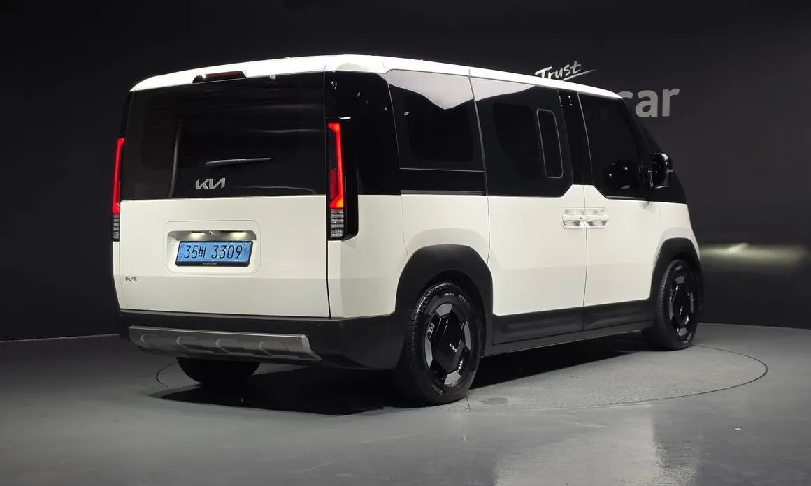 Kia PV5 — фото 6
