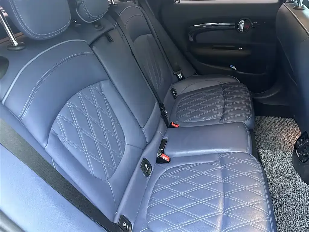 MINI Clubman — фото 8