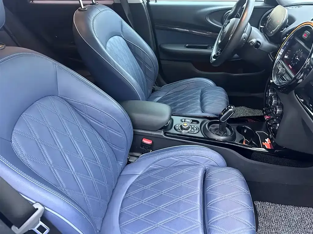 MINI Clubman — фото 10