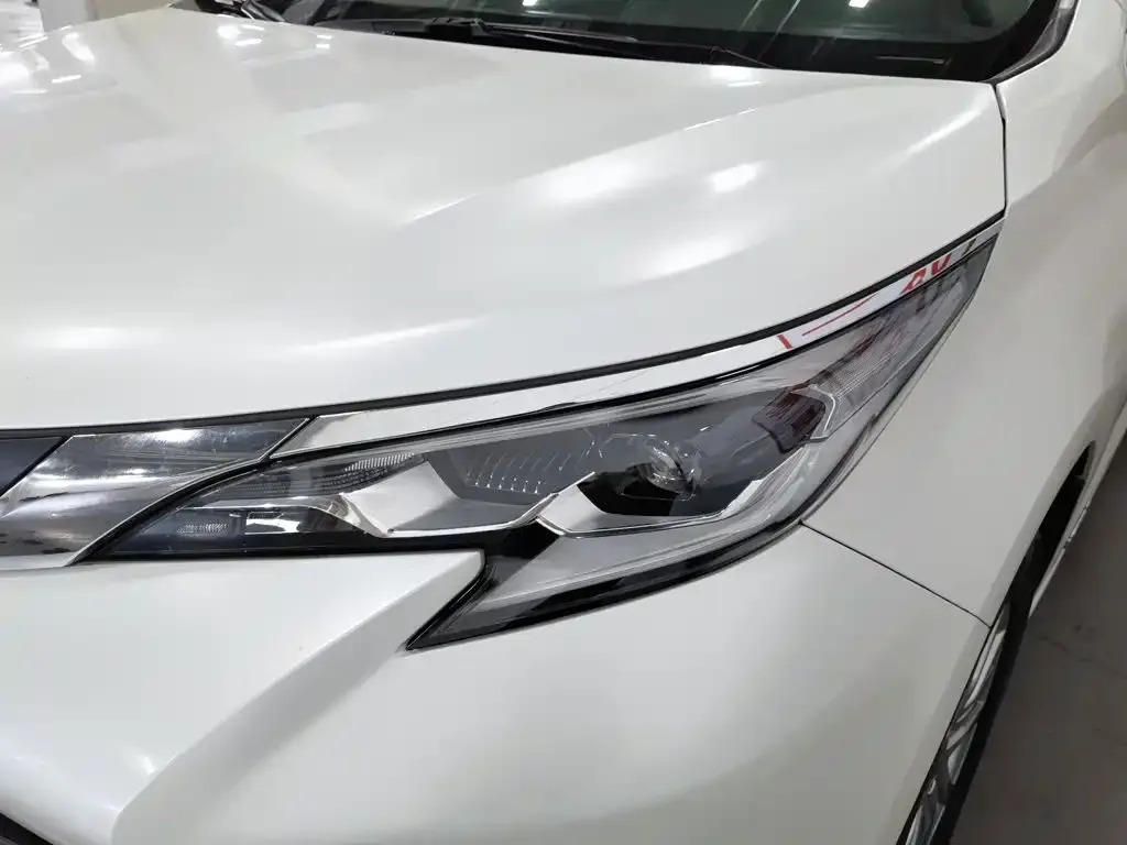 Toyota Sienna 2024 из CN, фото 4