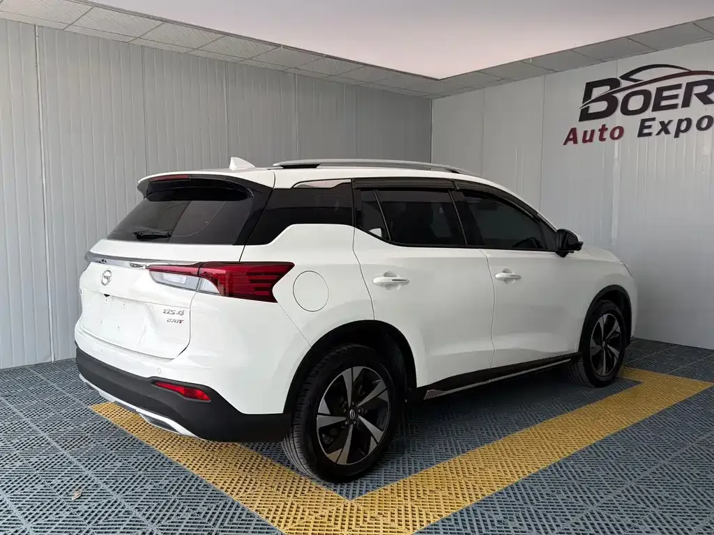 GAC Motor Trumpchi GS4 — фото 9