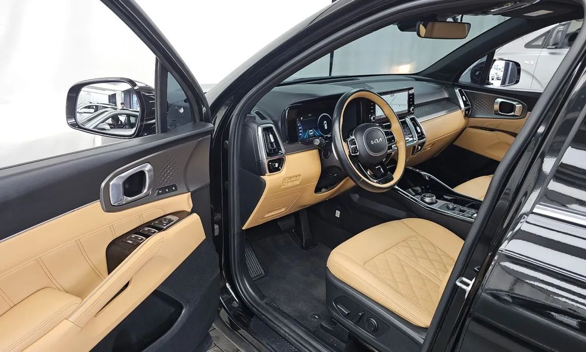 Kia Sorento — фото 7