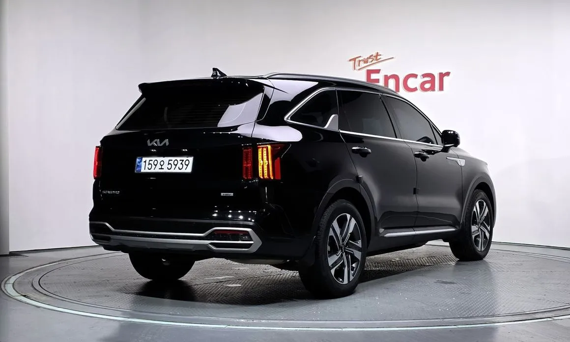Kia Sorento — фото 4