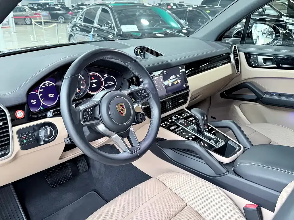 Porsche Cayenne Hybrid — фото 7