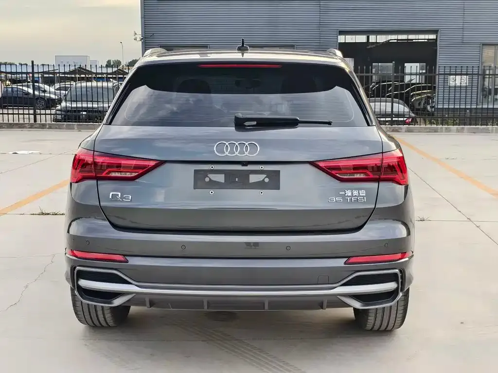 Audi Q3 — фото 2
