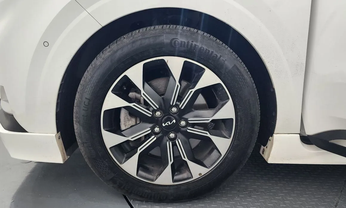 Kia Carnival 2023 из KR, фото 6