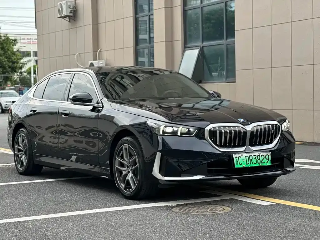 BMW i5 2024 из CN, фото 9
