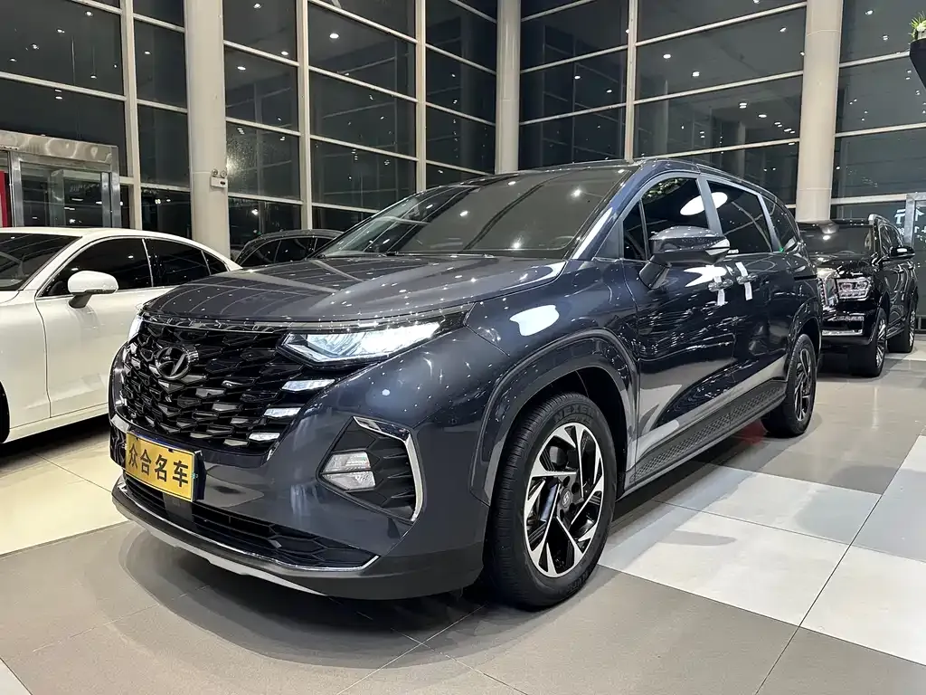 Hyundai Custo — фото 1