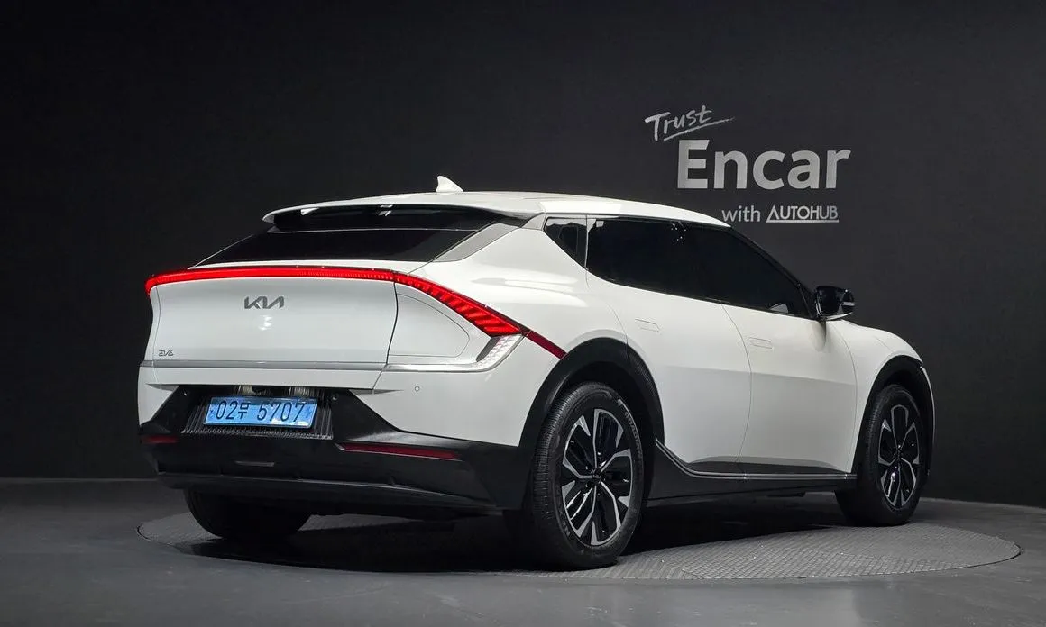 Kia EV6 — фото 5