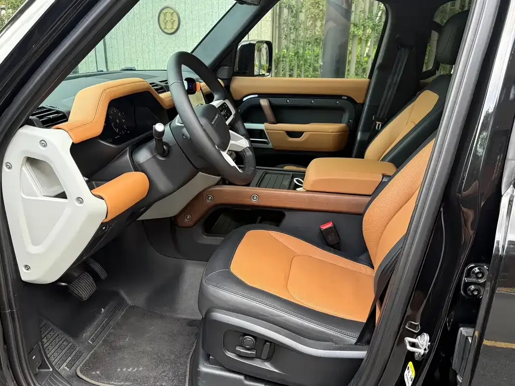 Land Rover Defender — фото 4