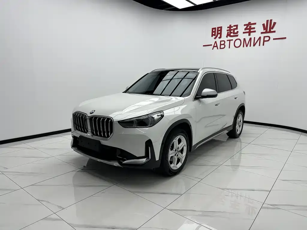 BMW X1 — фото 3
