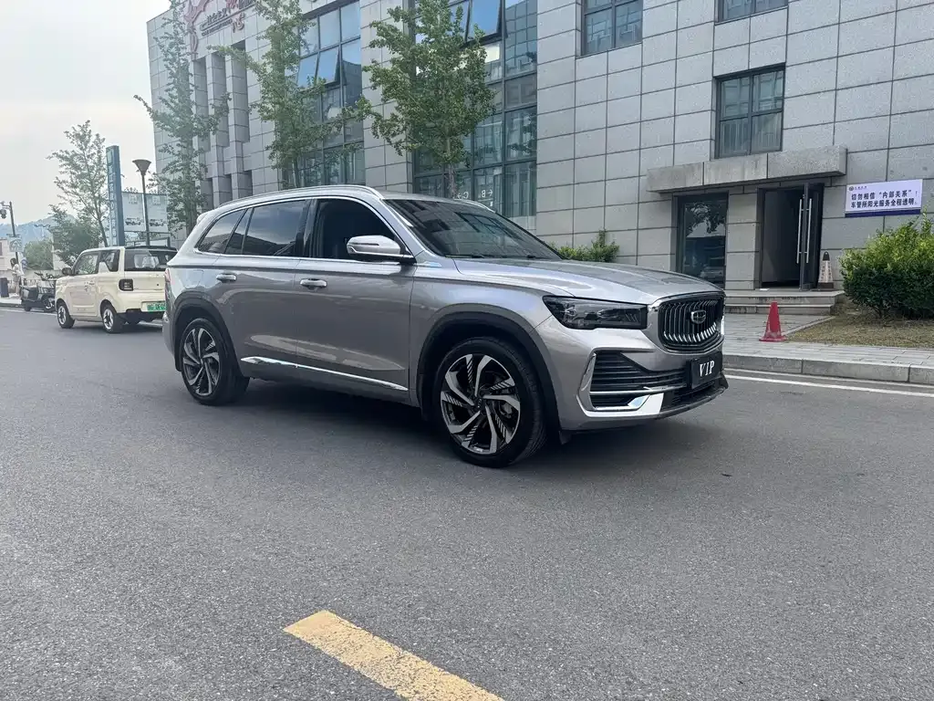 Geely Xingyue L — фото 9