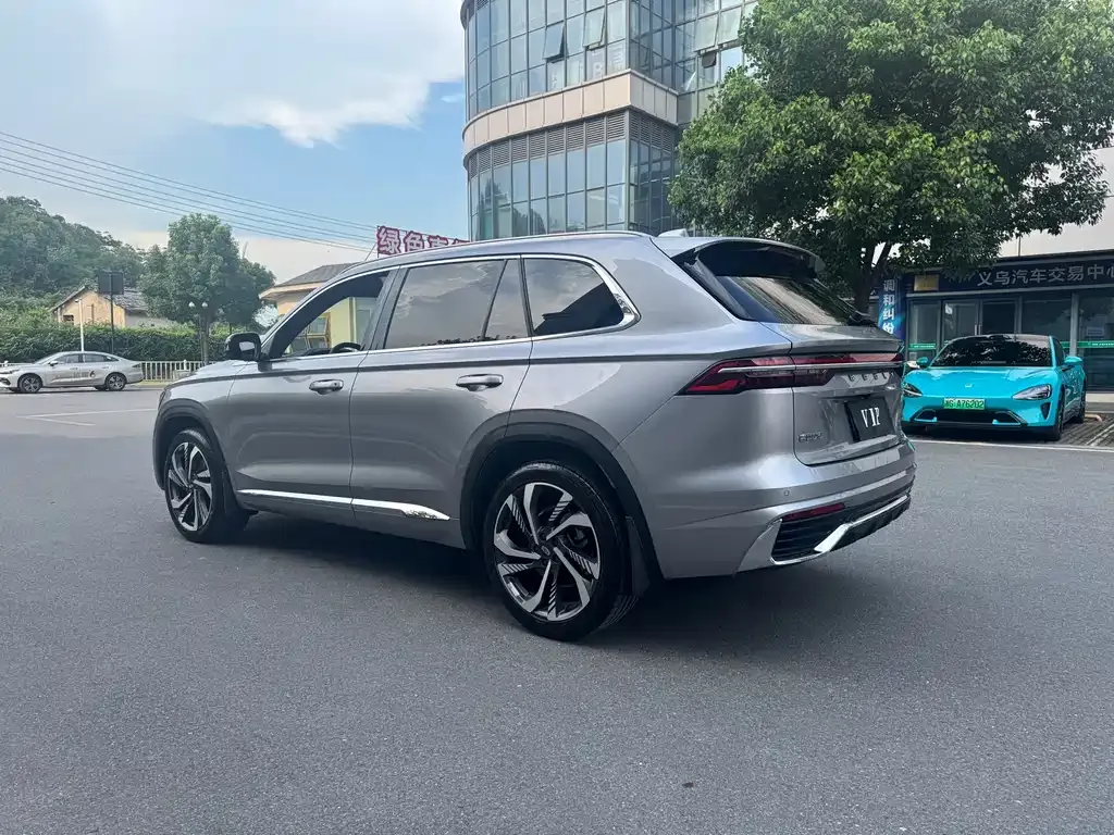 Geely Xingyue L — фото 10