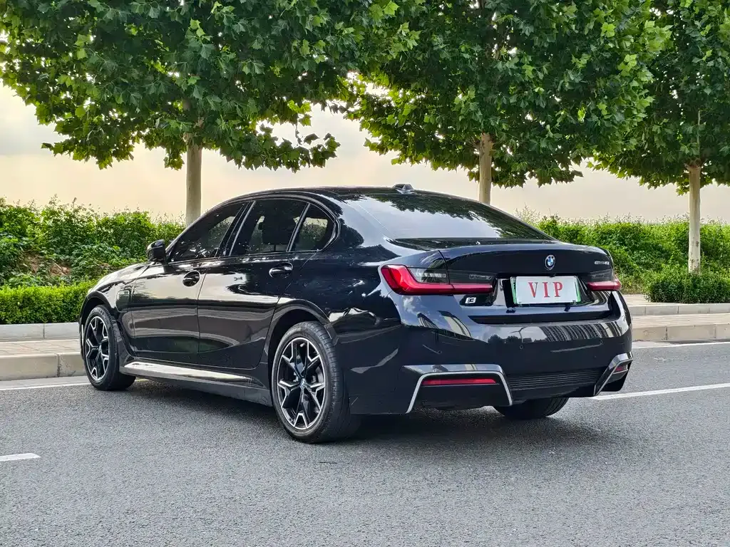 BMW i3 — фото 7