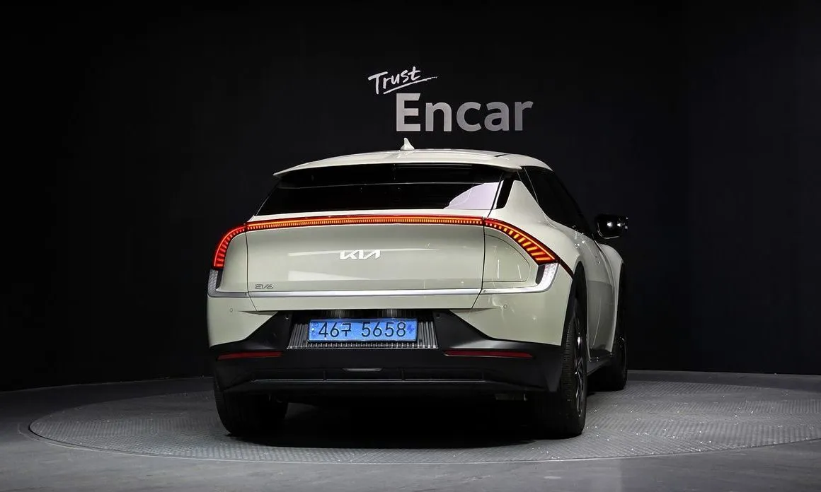 Kia EV6 2023 из KR, фото 5