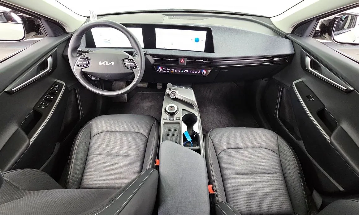 Kia EV6 2023 из KR, фото 6