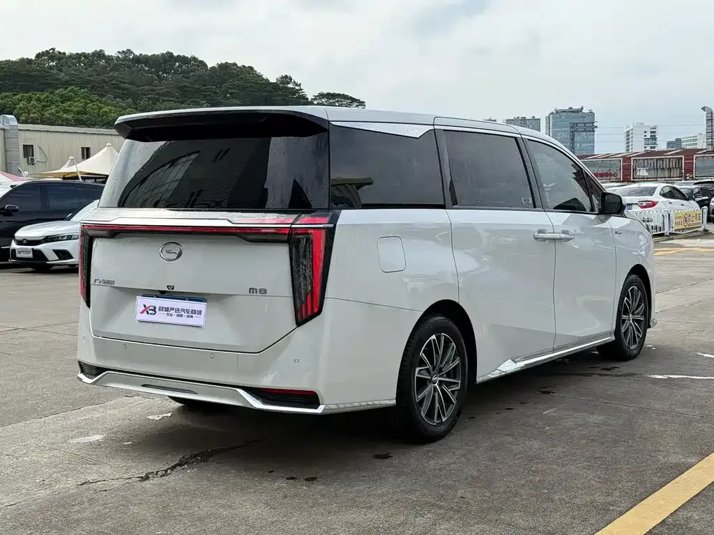 GAC Motor Trumpchi M8 — фото 9